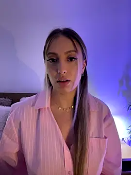 Snapshot of Eva_Ryen chatting on October 8, 4:26 pm Eva Ryen online show from October 8, 4:26 pm