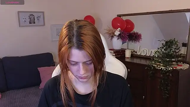 doll lesli online show from February 23, 2:35 pm