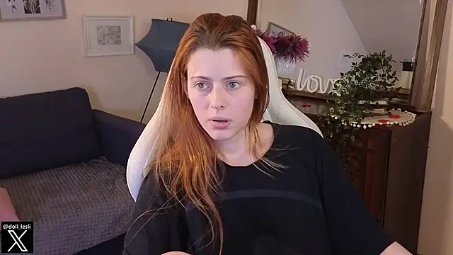 doll lesli online show from February 25, 5:25 pm