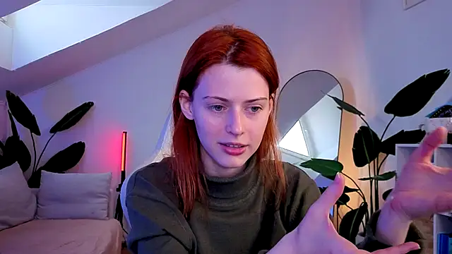 doll lesli online show from November 23, 9:31 am