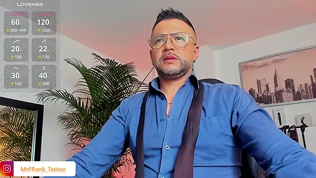 MrFrank tattoo online show from December 15, 2:48 pm