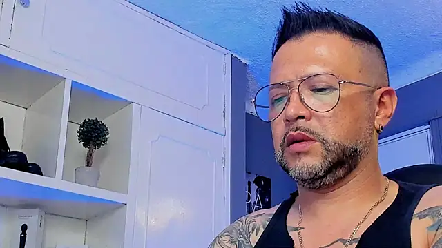 MrFrank tattoo online show from March 15, 10:22 pm