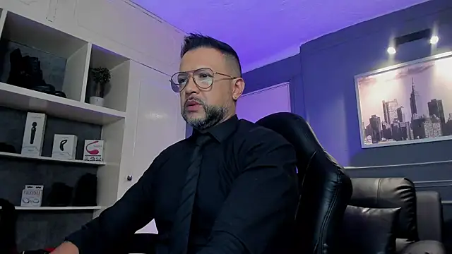 MrFrank tattoo online show from September 26, 11:36 am