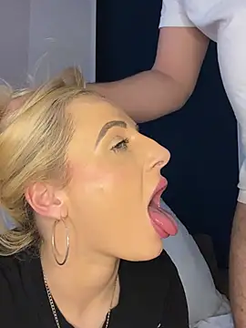 Strongqueen online show from February 9, 11:46 pm