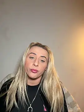 Strongqueen online show from March 27, 11:26 pm