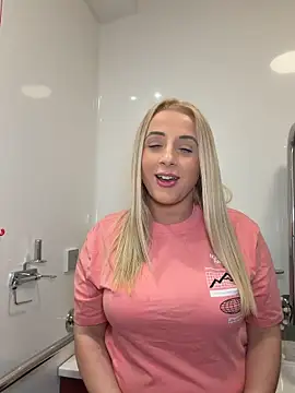 Strongqueen online show from April 17, 9:51 pm