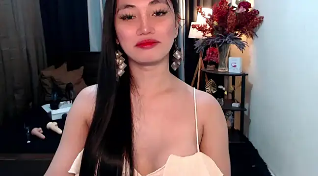 Snapshot of Dhalia_Gomez06 chatting on February 22, 7:34 am Dhalia Gomez06 online show from February 22, 7:34 am