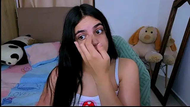  elenna online show from November 6, 5:25 pm