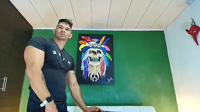 GendersonFit online show from April 4, 8:06 pm