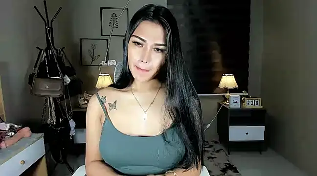 EternityBanks online show from January 30, 9:58 pm