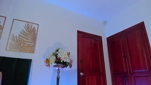 Amber  Davis online show from January 30, 9:25 pm