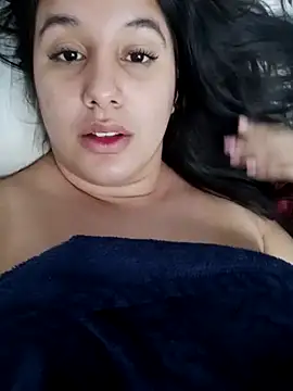 Snapshot of Deina_bunny chatting on February 21, 9:11 pm Deina bunny online show from February 21, 9:11 pm