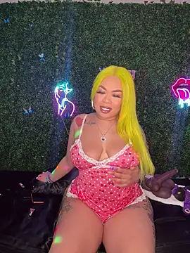 ThickAssRena online show from April 4, 6:44 am