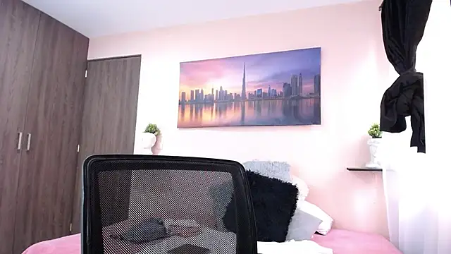 Snapshot of antonnella_2 chatting on February 28, 7:14 pm antonnella 2 online show from February 28, 7:14 pm