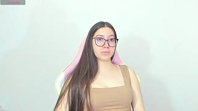 alice-love1 online show from March 2, 2:30 am