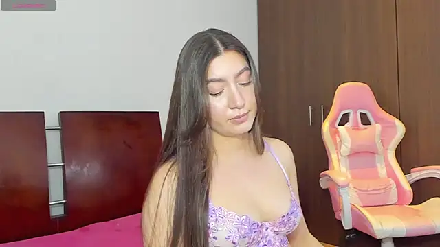 alice-love1 online show from October 1, 1:44 am