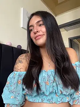 DaphneUwu online show from February 13, 12:54 pm