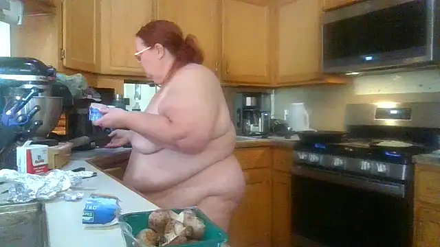 Snapshot of Hornybbw1978 chatting on December 1, 5:02 pm Hornybbw1978 online show from December 1, 5:02 pm