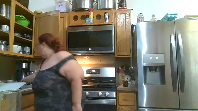 Snapshot of Hornybbw1978 chatting on December 9, 11:13 pm Hornybbw1978 online show from December 9, 11:13 pm