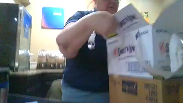 Snapshot of Hornybbw1978 chatting on December 25, 10:50 am Hornybbw1978 online show from December 25, 10:50 am