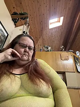 Snapshot of Hornybbw1978 chatting on February 8, 8:53 pm Hornybbw1978 online show from February 8, 8:53 pm