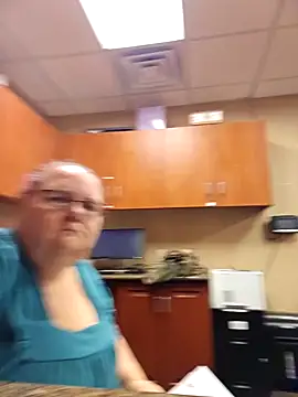 Hornybbw1978 online show from April 23, 5:30 am