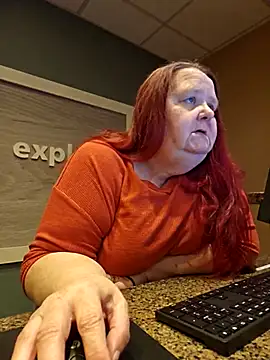 Hornybbw1978 online show from April 26, 5:16 am