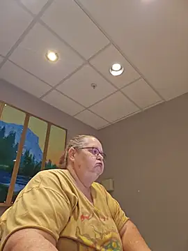 Hornybbw1978 online show from July 25, 3:59 am