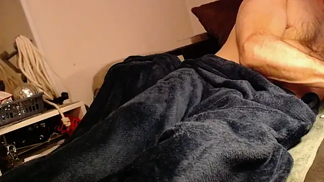 Snapshot of mike30nbg chatting on January 25, 9:14 pm mike30nbg online show from January 25, 9:14 pm
