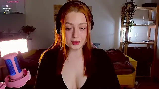 Sofy Benson online show from September 27, 2:33 pm