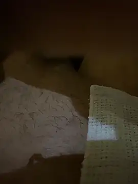 amyalaruz34ist online show from April 22, 9:01 am