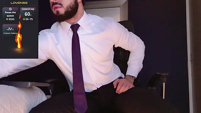 MarkWalker   online show from November 2, 10:17 am