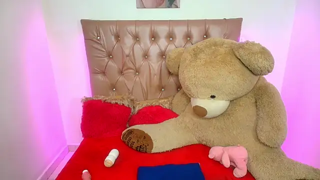 Snapshot of Ginna_doll chatting on March 2, 2:30 am Ginna doll online show from March 2, 2:30 am