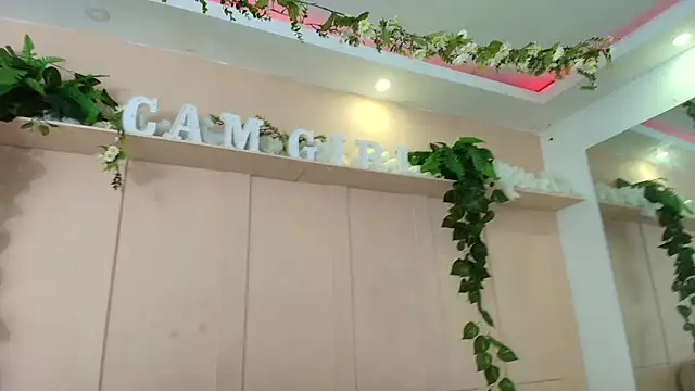 kristyl paez online show from April 7, 4:29 pm