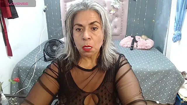 Snapshot of lalisha_96 chatting on July 3, 12:17 am lalisha 96 online show from July 3, 12:17 am