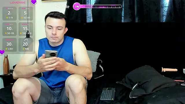 lissandthor13 online show from January 29, 8:25 pm