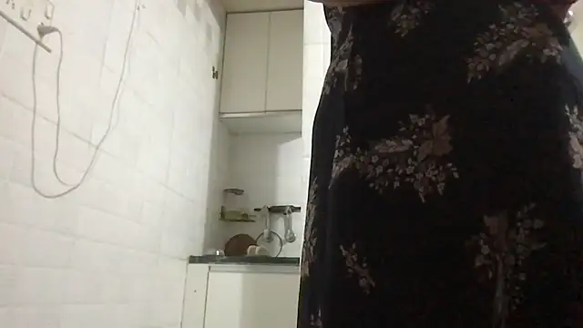 Snapshot of Riyasingh9 chatting on May 15, 2:51 am Riyasingh9 online show from May 15, 2:51 am
