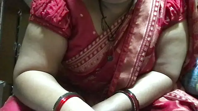 Snapshot of Riyasingh9 chatting on July 3, 3:57 am Riyasingh9 online show from July 3, 3:57 am