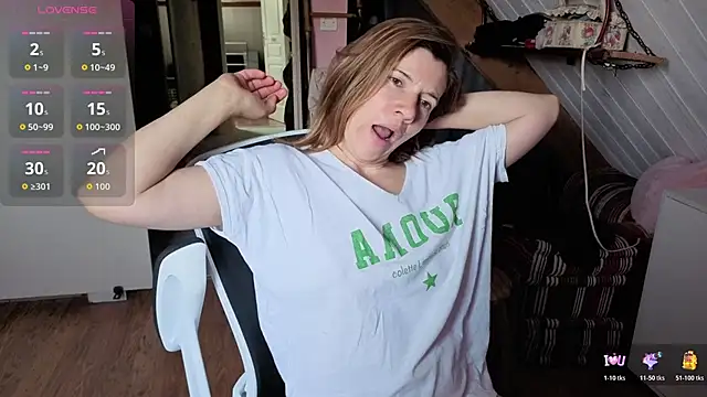 Lina lou4 online show from April 21, 3:07 pm