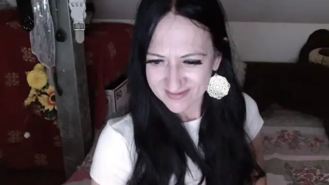 DebraMilf online show from May 9, 3:01 am