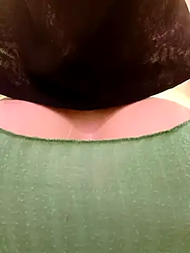 Snapshot of Charmoota_arab chatting on March 14, 8:06 pm Charmoota arab online show from March 14, 8:06 pm