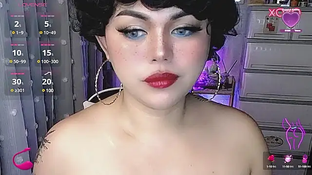 Snapshot of cherry_RED5 chatting on December 4, 2:20 am cherry RED5 online show from December 4, 2:20 am