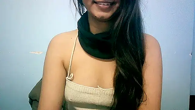 lovelydesi21 online show from December 10, 8:51 am
