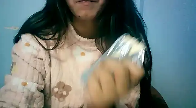 lovelydesi21 online show from December 21, 6:02 pm