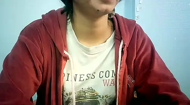 lovelydesi21 online show from January 13, 7:54 am