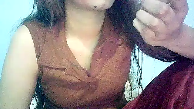 lovelydesi21 online show from January 31, 7:40 pm