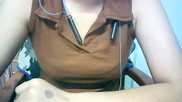 lovelydesi21 online show from March 20, 4:09 pm