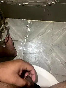 Rahuldhe22 online show from September 17, 8:21 pm