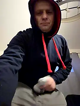 Snapshot of Roman0798 chatting on November 22, 3:11 pm Roman0798 online show from November 22, 3:11 pm