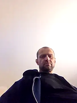 Snapshot of Roman0798 chatting on December 17, 2:45 pm Roman0798 online show from December 17, 2:45 pm